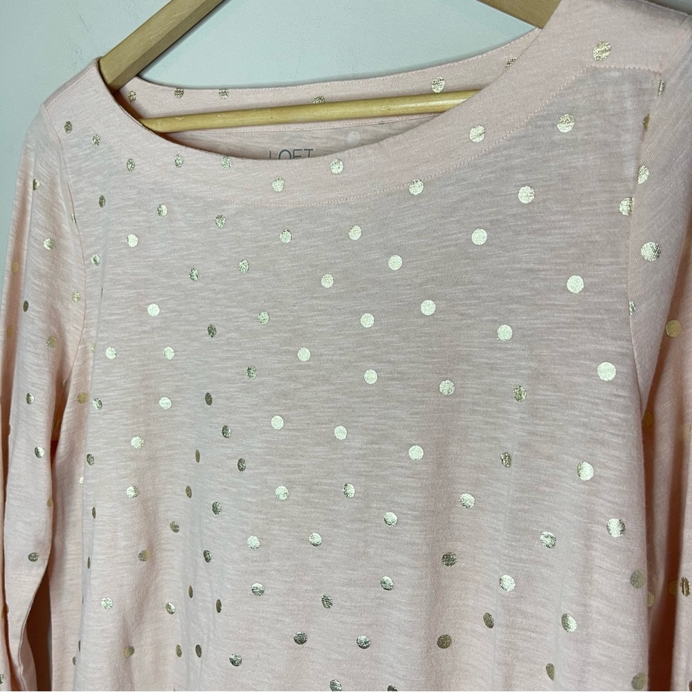 ❌SOLD❌NWT LOFT 3/4-Sleeve Boatneck Cotton T, Peach w/ Gold Metallic Polk-Dot - Picture 2 of 6